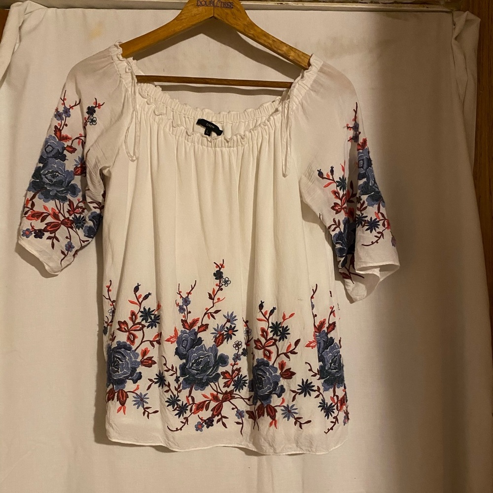 Off Shoulder Shirt with Floral Embroidery
